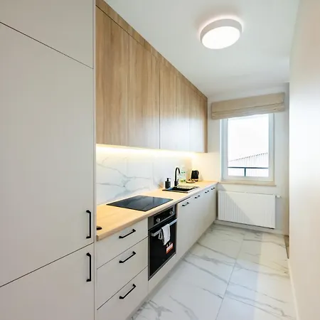 East Side Of 103 By Bookinghost