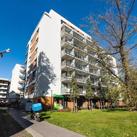 East Side Of 103 * Warszawa